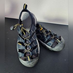 KEEN Men's Newport Sandle Size 10